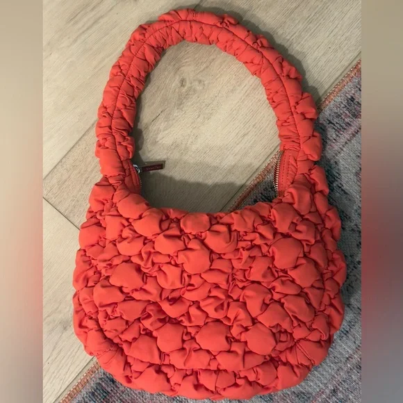 Red Ruched Women's Bag - Picture 1 of 3